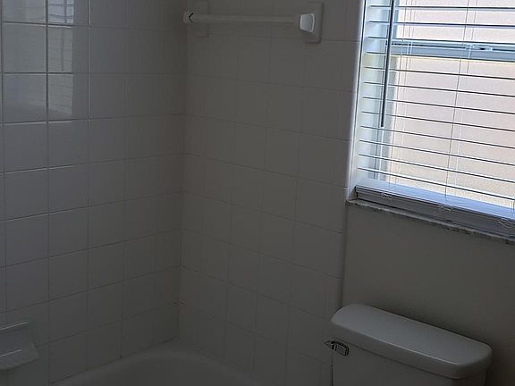 4th image of 7048 Carna Ct