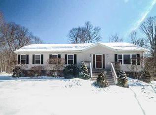 3 Woodcliff Dr, Stormville, NY 12582