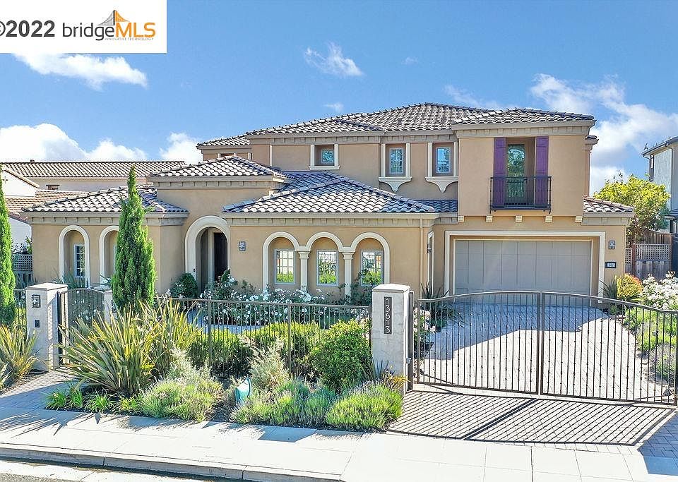 13613 Campus Dr, Oakland, CA 94605 Zillow
