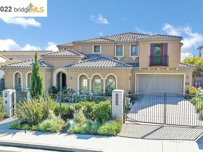 13613 Campus Dr, Oakland, CA, 94605
