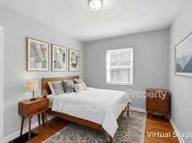 81 N Hampton Rd