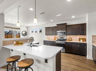 1512 NW Upas Pl, Redmond, OR 97756