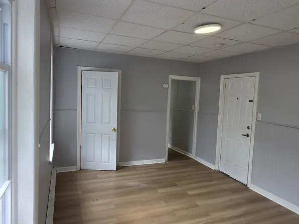 203 Perry St #2M, Trenton, NJ 08618