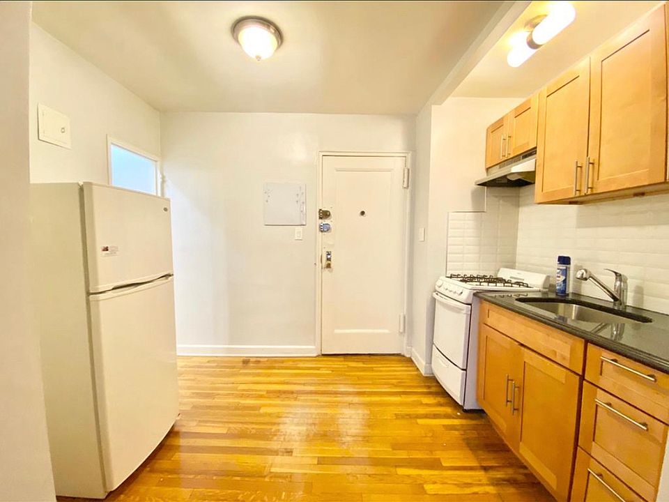 1st image of 1916 Avenue K #3HH