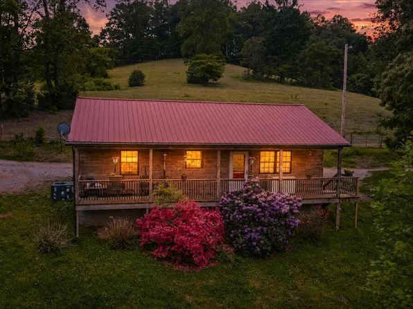 299 Tar Town Hollow Ln, La Follette, TN 37766
