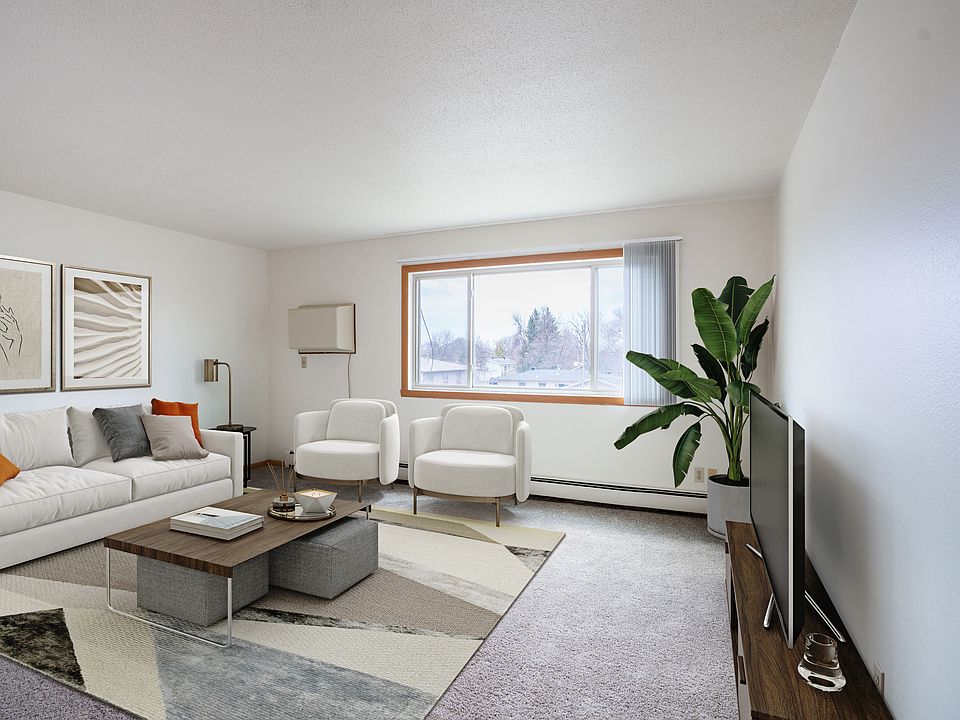 West Fargo, ND Saddlebrook Apartments | 21B | Living