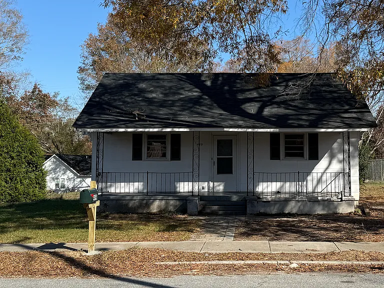 459 Woodruff St — Photo 1