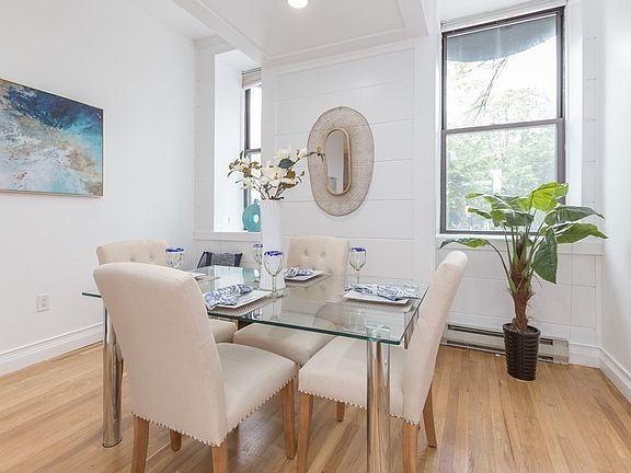 3rd image of 3 Appleton St #11