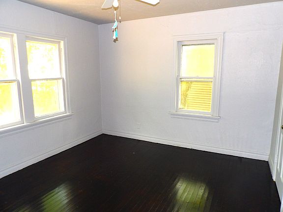 5th image of 1714 NW Cherry Ave
