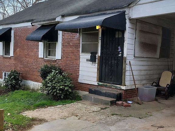 4th image of 1070 Camilla St SW