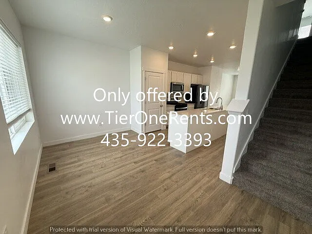 958 E Drifter Ln — Photo 7