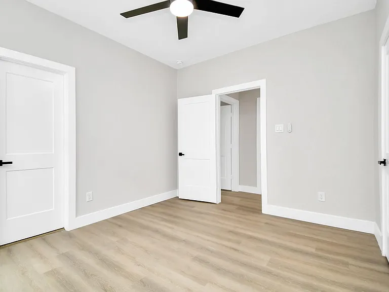8409 Sunnyhill St — Photo 12