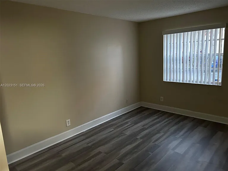 301 SW 86th Ave #102 — Photo 7