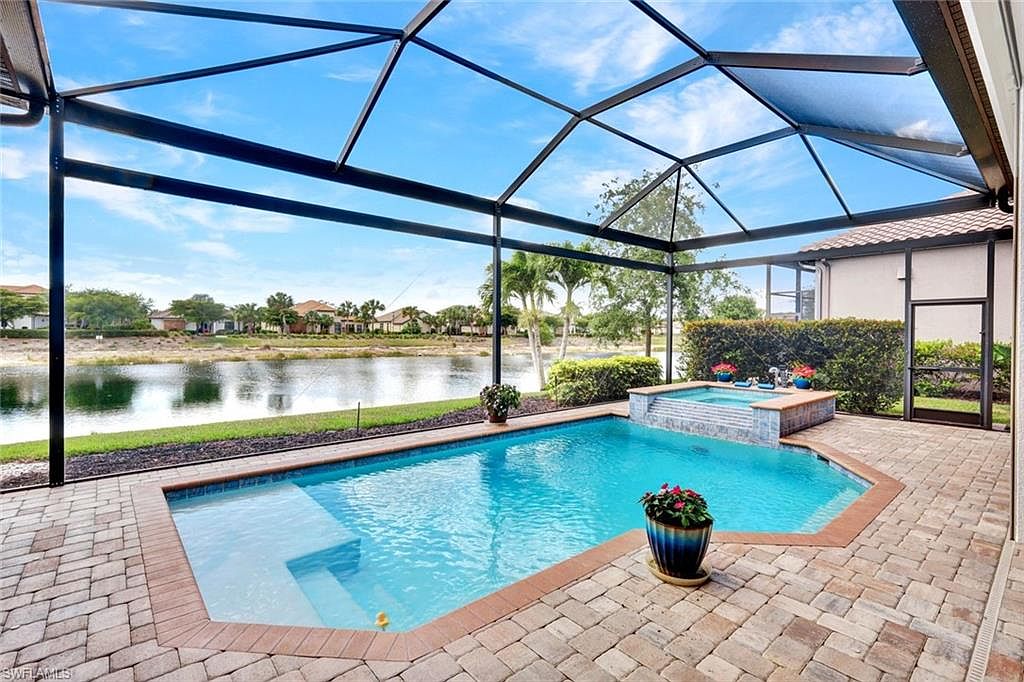 8675 Amour CT