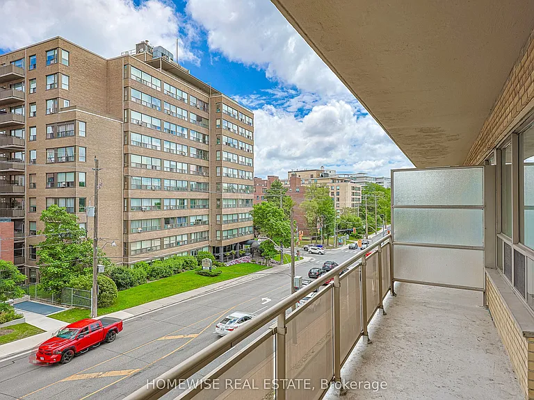 2500 Bathurst St #307 — Photo 29