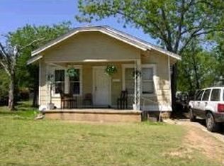 614 SW 10th St, Mineral Wells, TX 76067