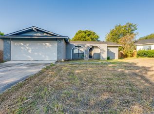 9743 Cylburn, Converse, TX 78109