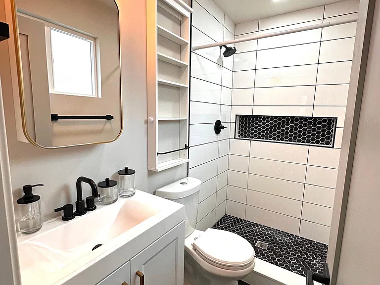 2078 Finch Ln — Photo 14