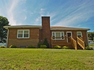 200 Greenbrier Rd, Weirton, WV 26062