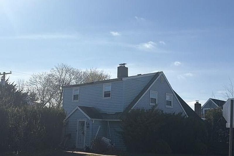 1st image of 45 Kingfisher Rd