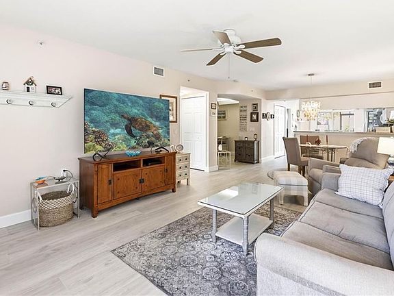 5th image of 26651 Rosewood Pointe CIR #103