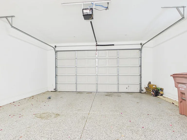 7001 E Portland St — Photo 41