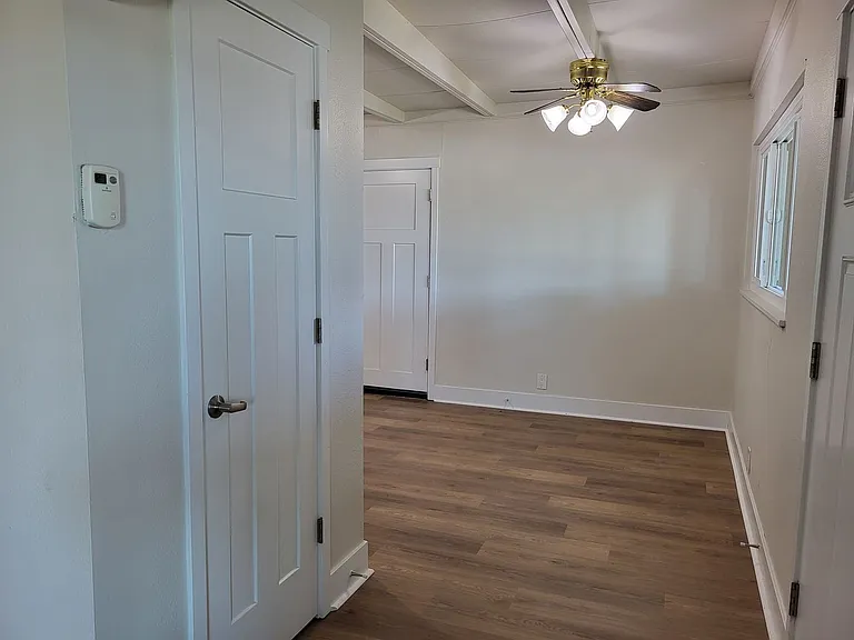300 Utah St — Photo 34