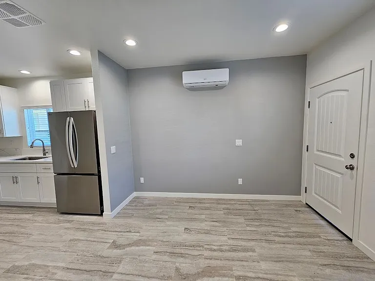 1451 W Almond Ave #C — Photo 6