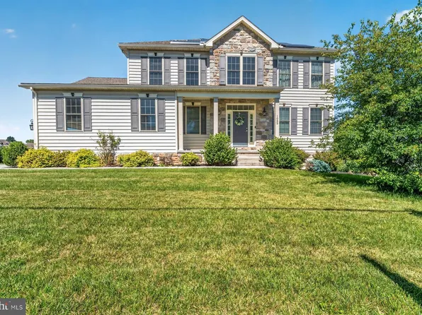 1055 Beck Mill Rd, Hanover, PA 17331