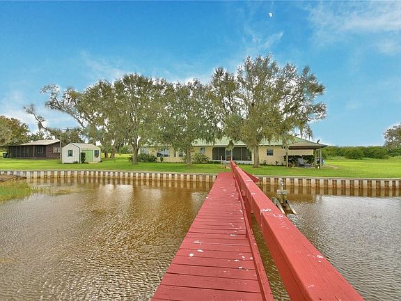 2nd image of 1301 S Lake Reedy Blvd