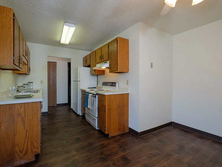 Fargo, ND Countryside Apartments | Kitchen