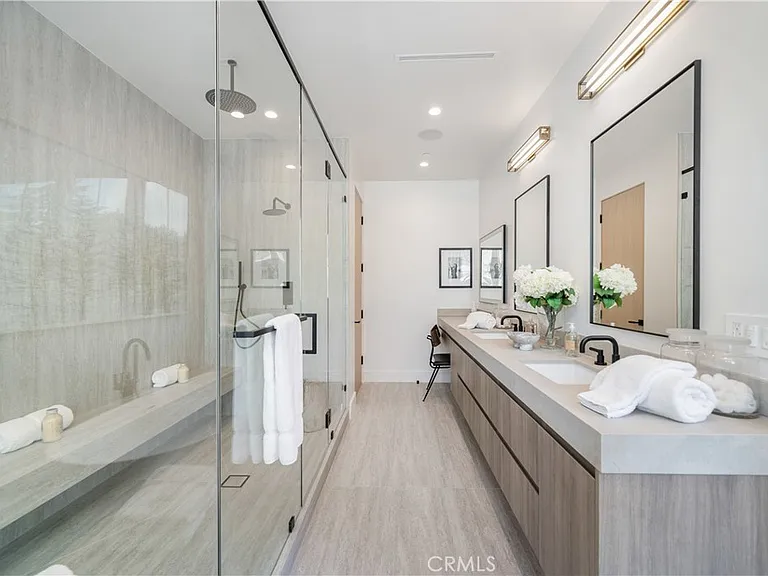 12207 Valleyheart Dr — Photo 10