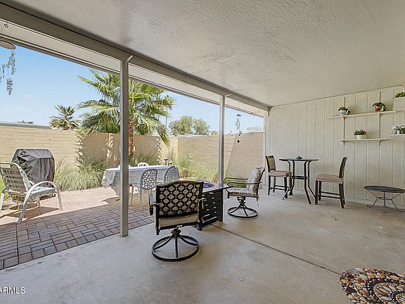 5th image of 10454 W Palmeras Dr