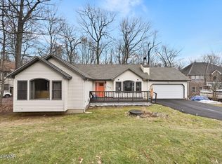 3139 Mohawk Trl, Tobyhanna, PA 18466