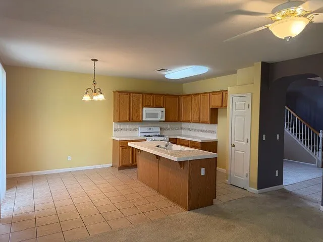 8033 Farin Ct — Photo 9