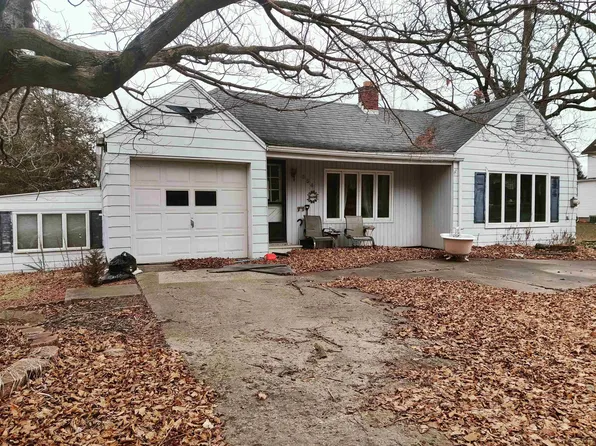 354 S Monroe St, Blissfield, MI 49228
