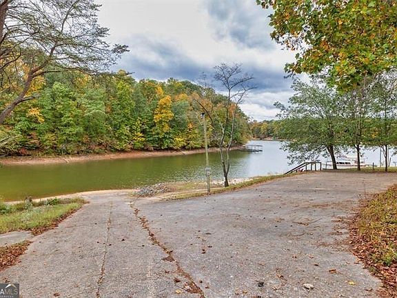 2nd image of 5520 Mount Shores Cir
