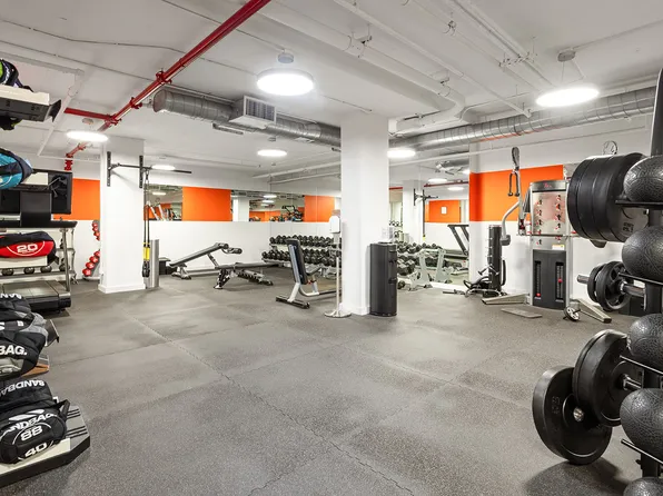 385 First Avenue image 12 of 14