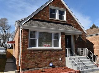 8242 S Fairfield Ave, Chicago, IL