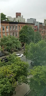 Rented by R New York | media 4