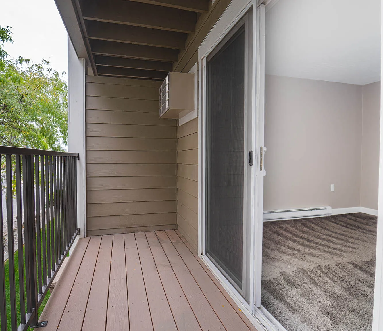 Railhead Apartments — Photo 1