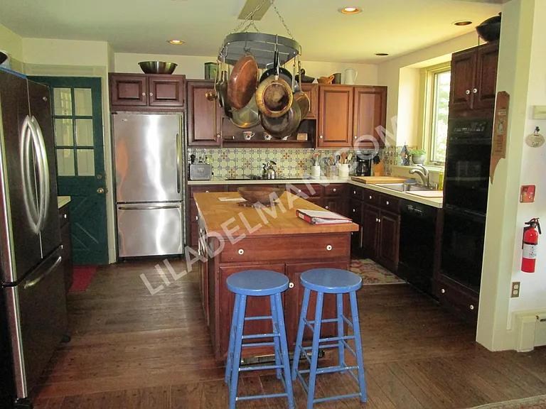 28 Newport St — Photo 11