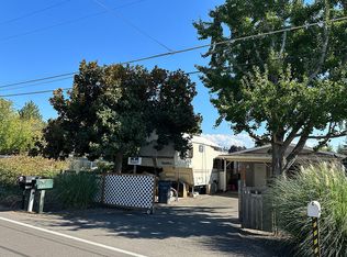 120 Elk St, Medford, OR 97501