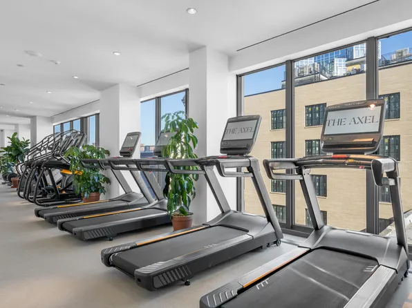 545 Vanderbilt Avenue image 15 of 16