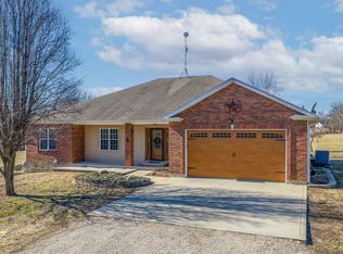 6180 McVey Rd, Sedalia, MO 65301