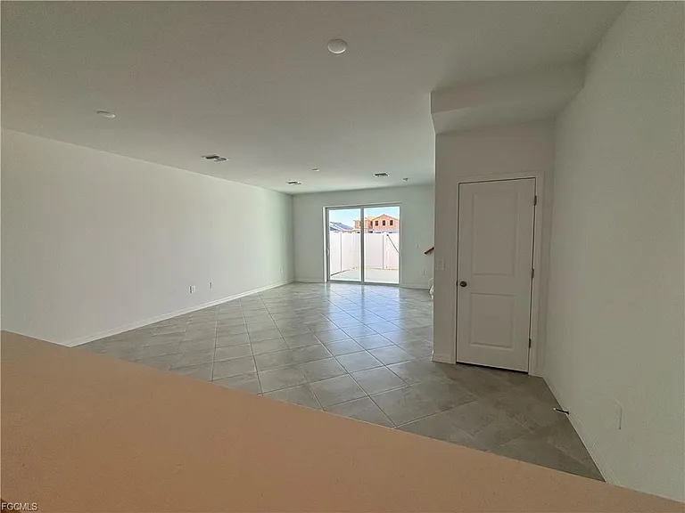 44284 Caraton Ter — Photo 7