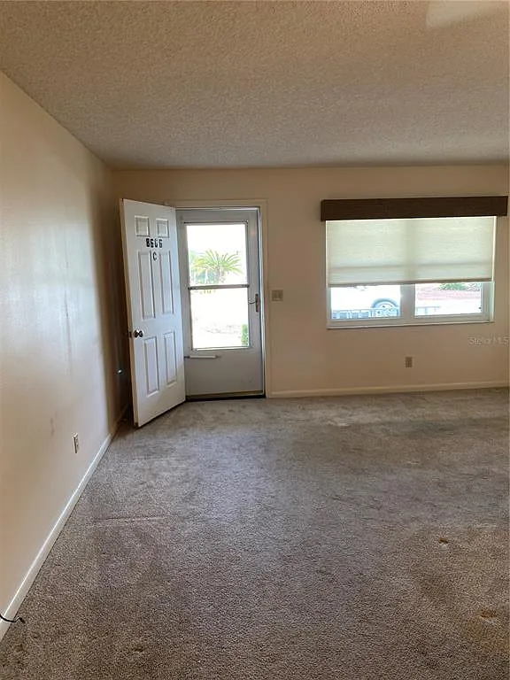 2 bed, 2.0 bath, 1394 sqft, $1,400 — Photo 3