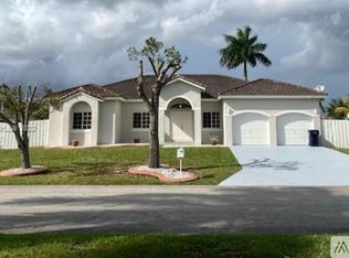 13245 SW 218th Ter, Miami, FL 33170