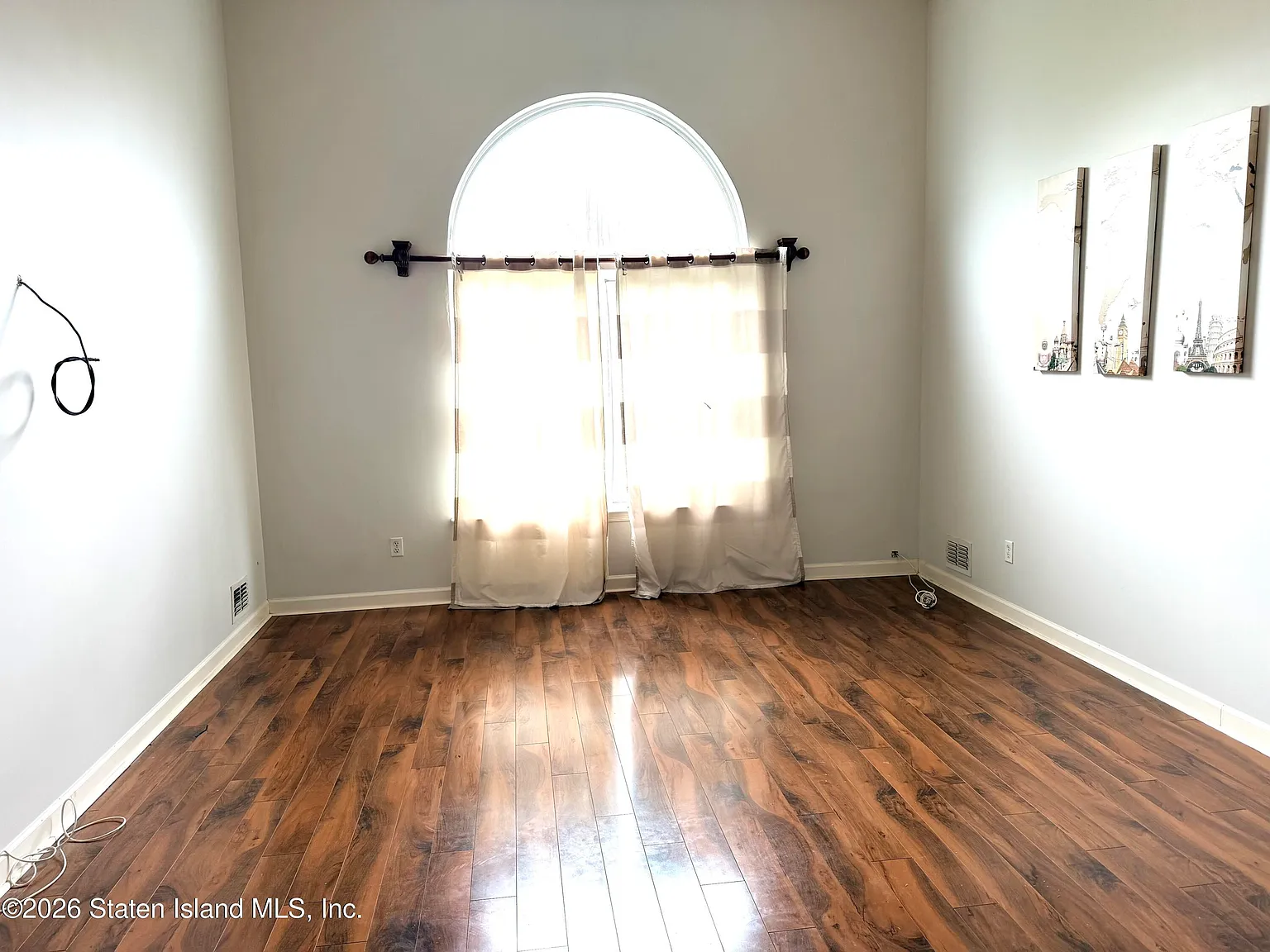 2 bed, 3.0 bath, 1924 sqft, $3,200 — Photo 4