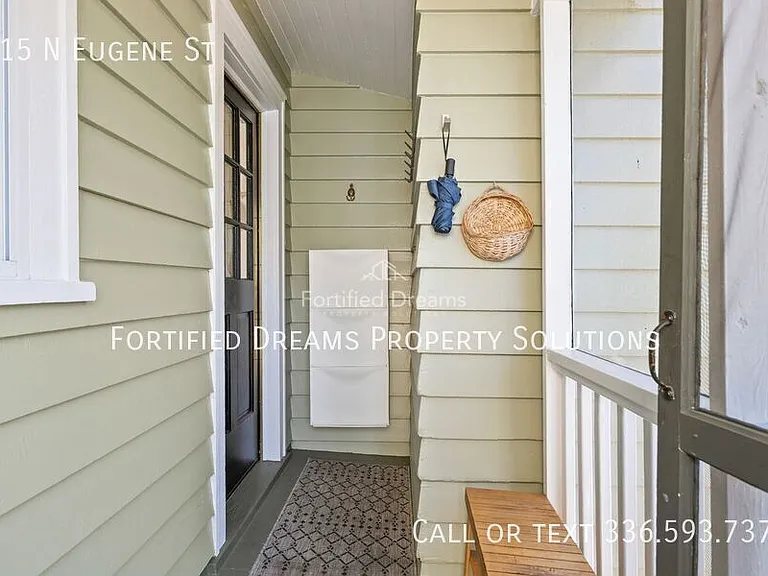915 N Eugene St — Photo 36